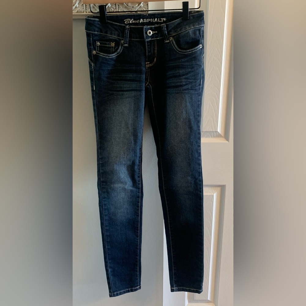Blue Asphalt Dark Wash Skinny Jeans - SZ 3
